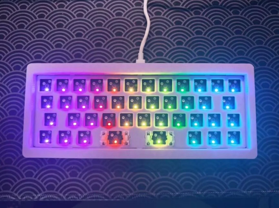 MiFuny 40% สายมินิคีย์บอร์ดชุด - Gaming Accessories Combo บทวิจารณ์และราคา